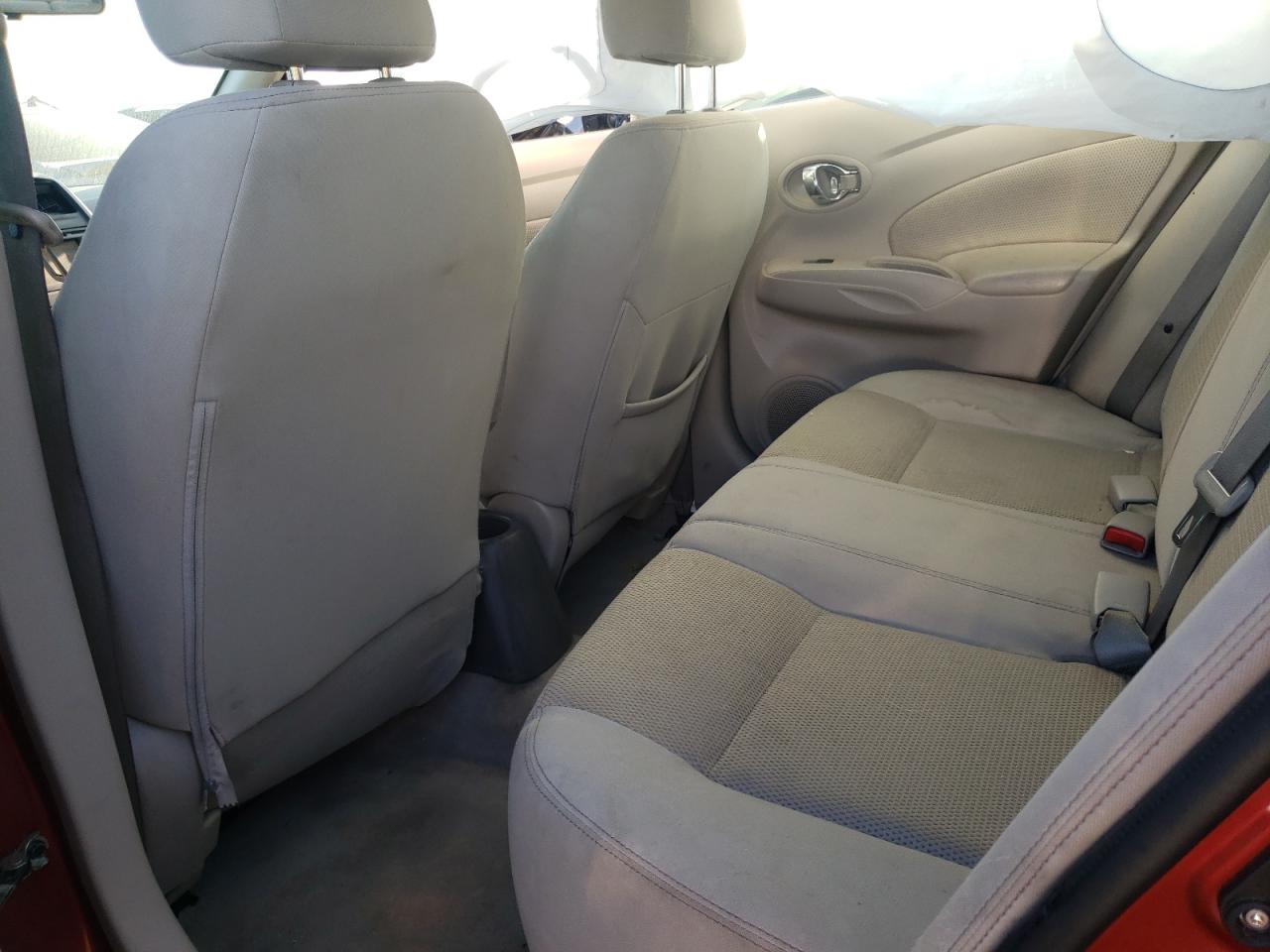 Photo 6 from auction – 2016 NISSAN VERSA S with VIN 3N1CN7AP4GL816745