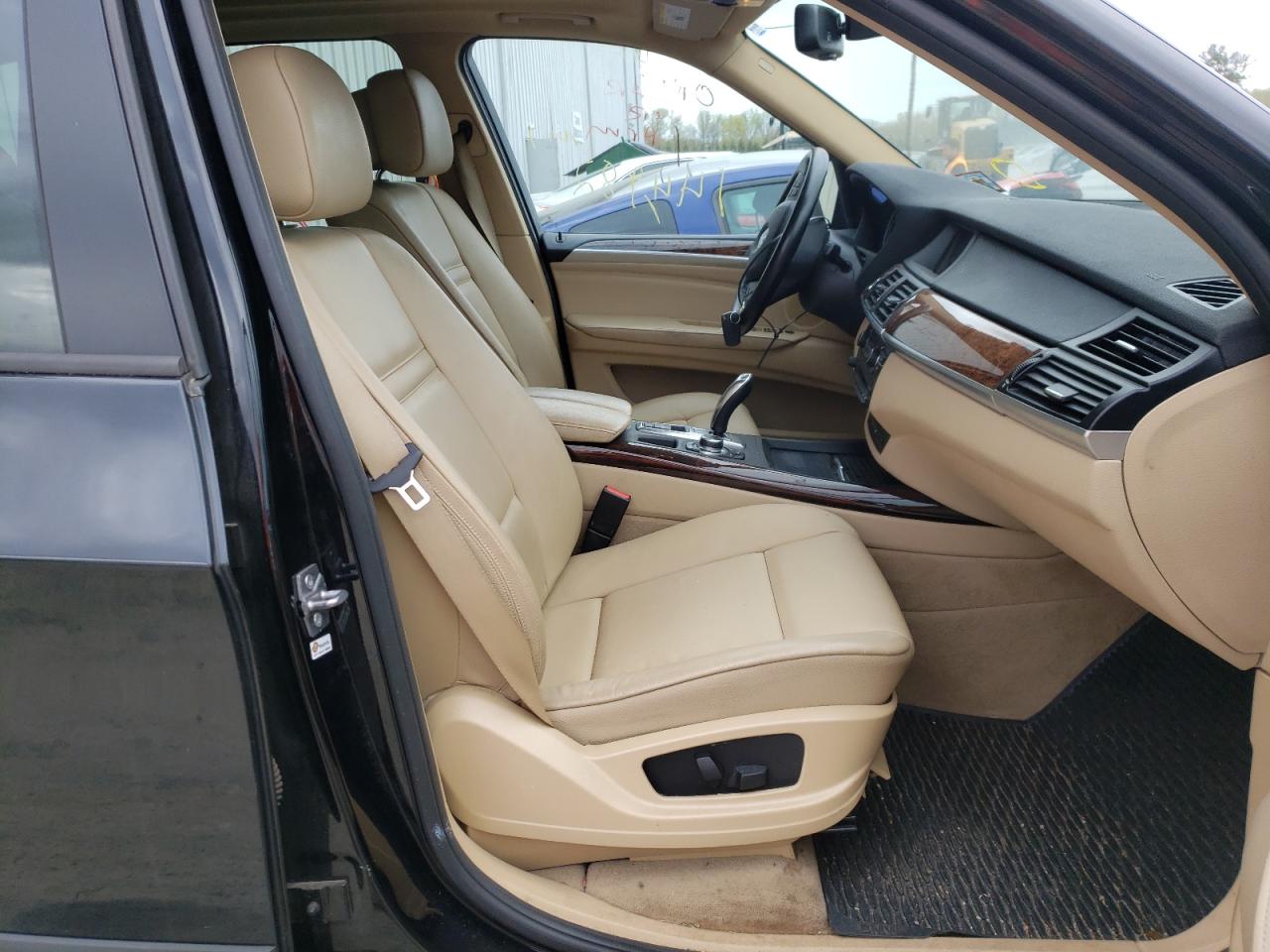 Photo 5 from auction – 2011 BMW X5 XDRIVE3 with VIN 5UXZW0C51BL662862