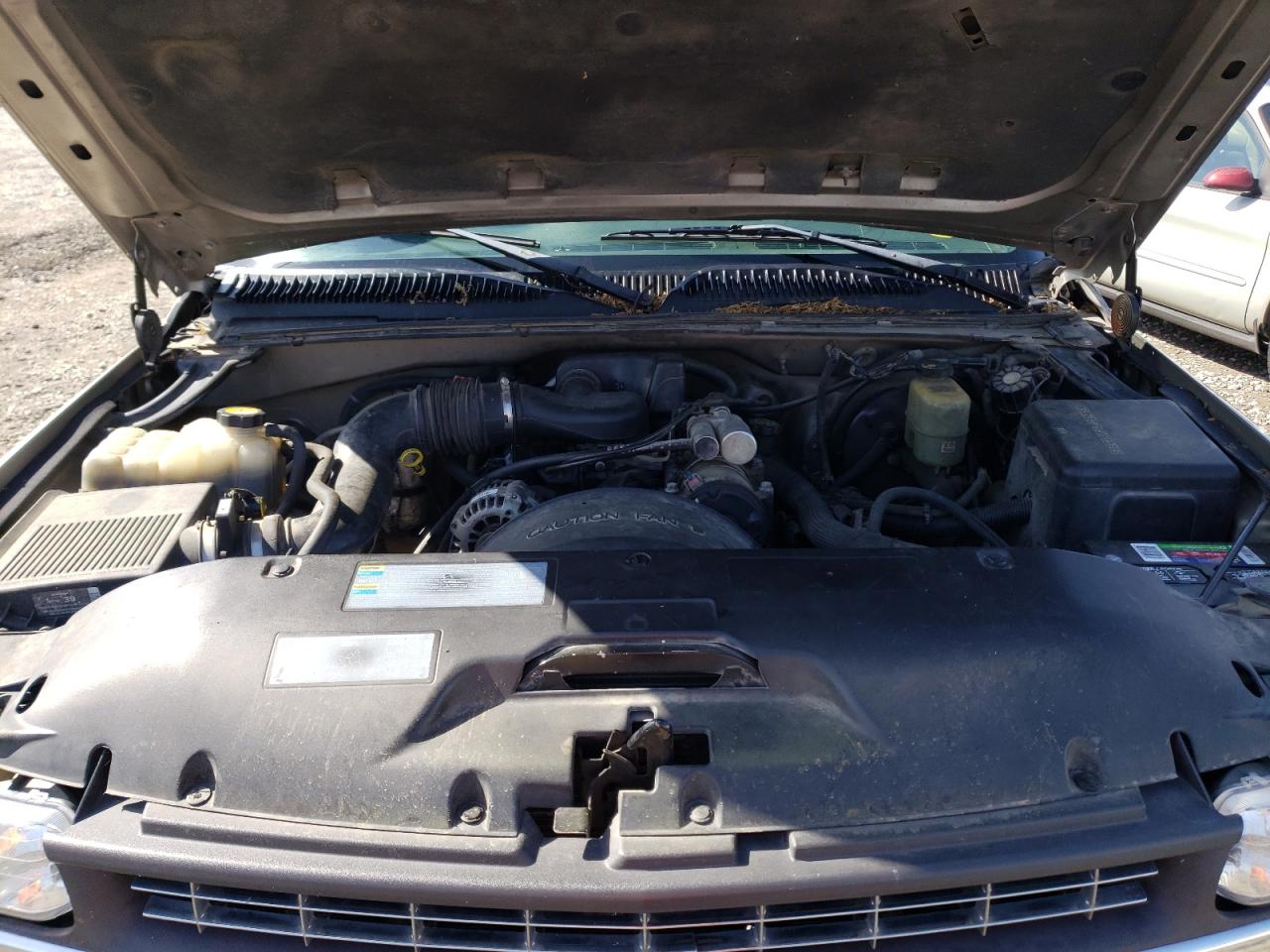 Photo 7 from auction – 2000 CHEVROLET SILVERADO with VIN 1GCEC14W9YZ257506