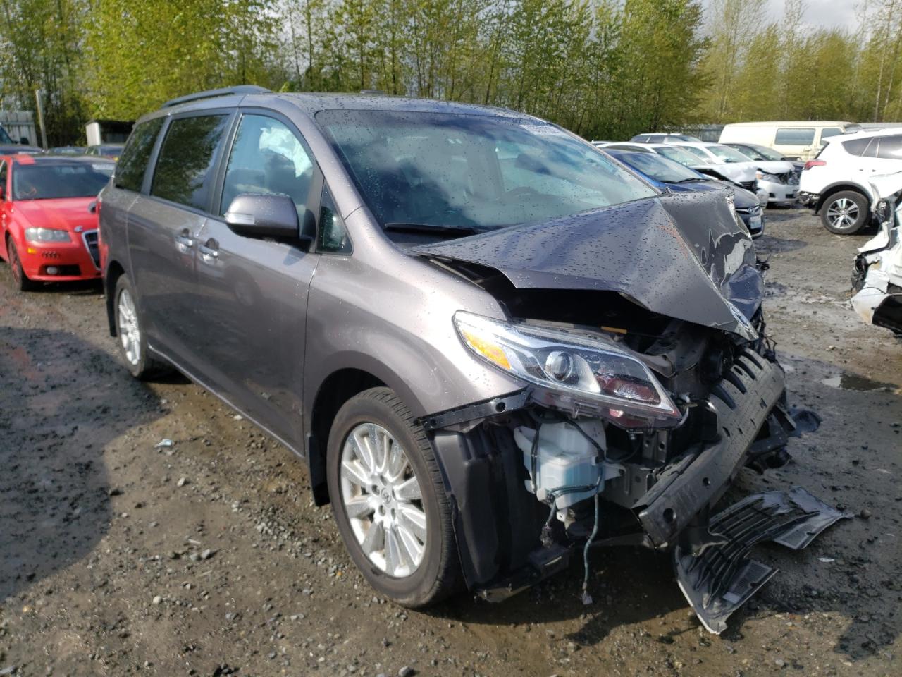 TOYOTA SIENNA XLE 2015 with VIN 5TDDK3DC0FS117259 - Photo from auction