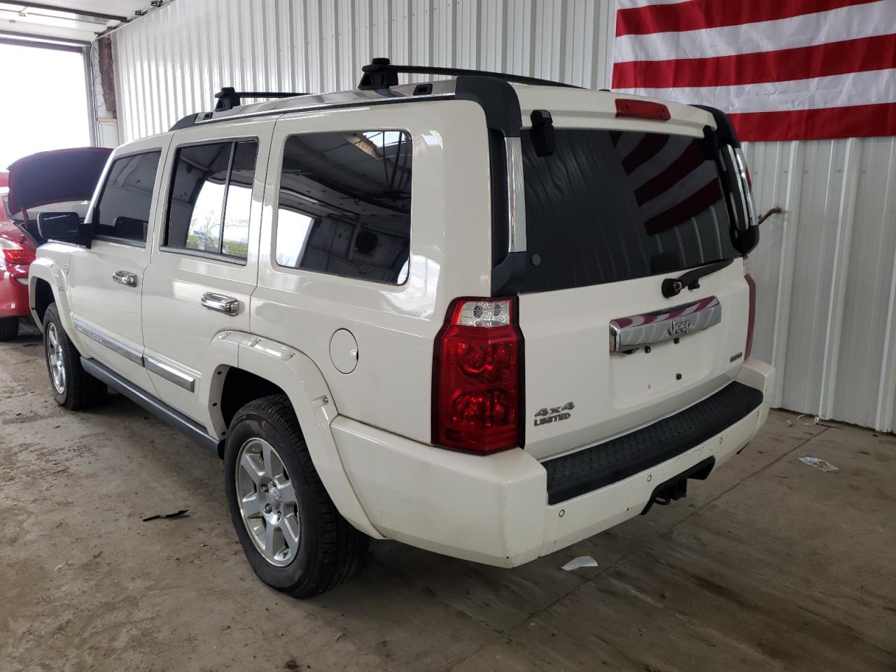 Photo 3 from auction – 2007 JEEP COMMANDER with VIN 1J8HG58277C608987