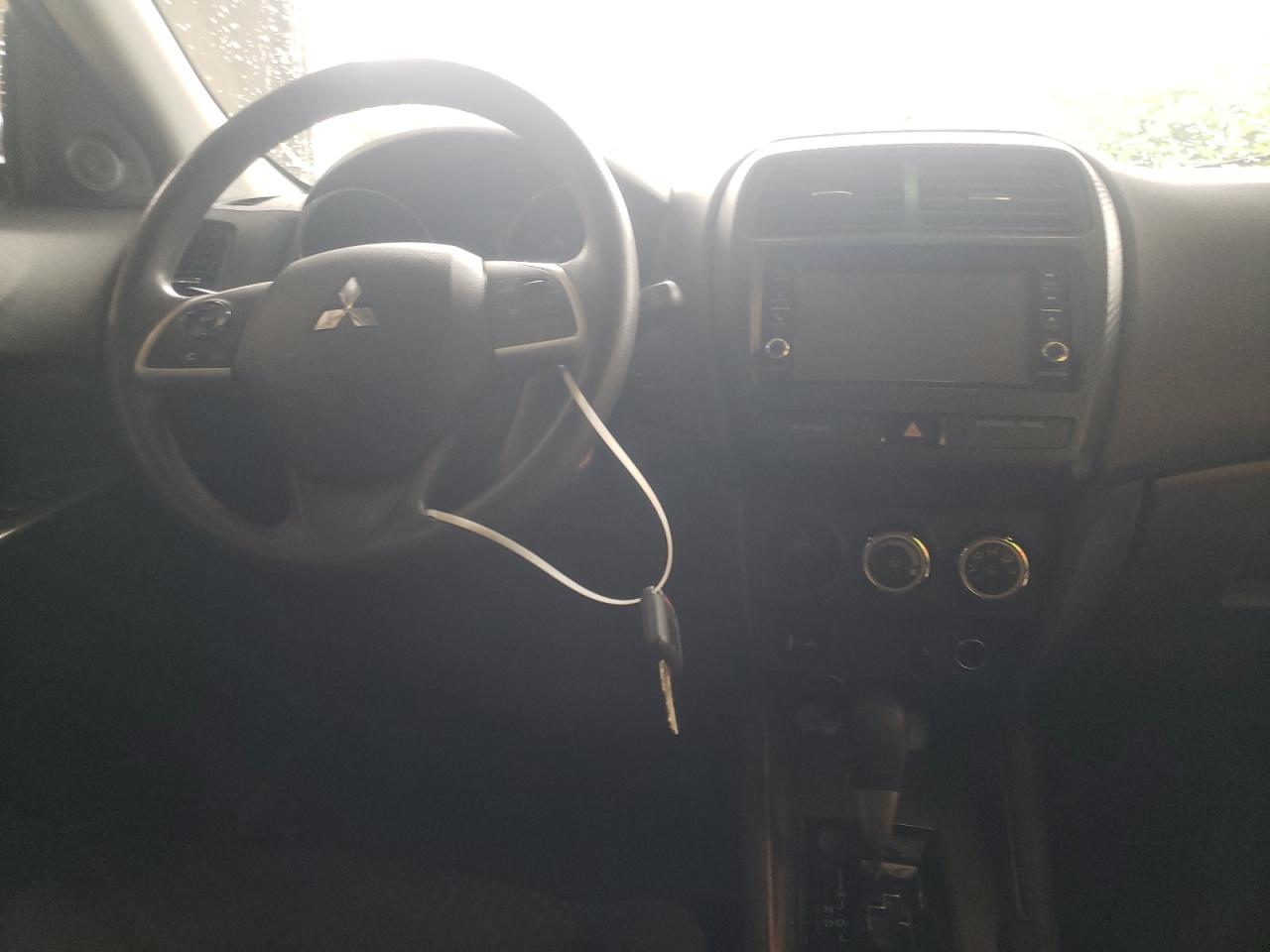 Photo 9 from auction – 2019 MITSUBISHI OUTLANDER with VIN JA4AP3AU6KU033920