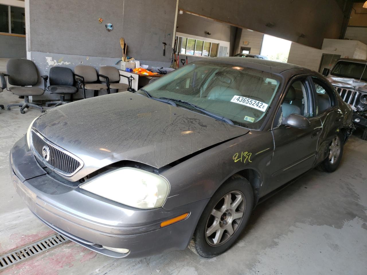 Photo 2 from auction – 2002 MERCURY SABLE with VIN 1MEFM55S42A615698