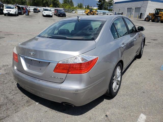 Photo 4 from auction – 2010 HYUNDAI GENESIS 4. with VIN KMHGC4DF8AU071576