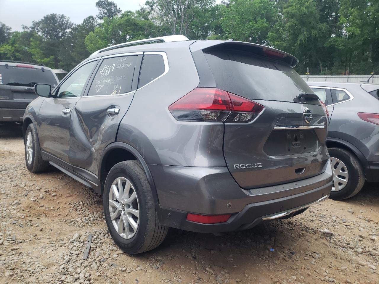 Photo 3 from auction – 2020 NISSAN ROGUE S with VIN KNMAT2MT1LP533837