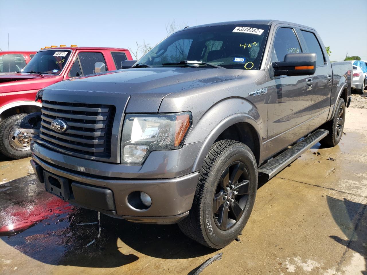 Photo 2 from auction – 2012 FORD F150 SUPER with VIN 1FTFW1CF8CFB14036