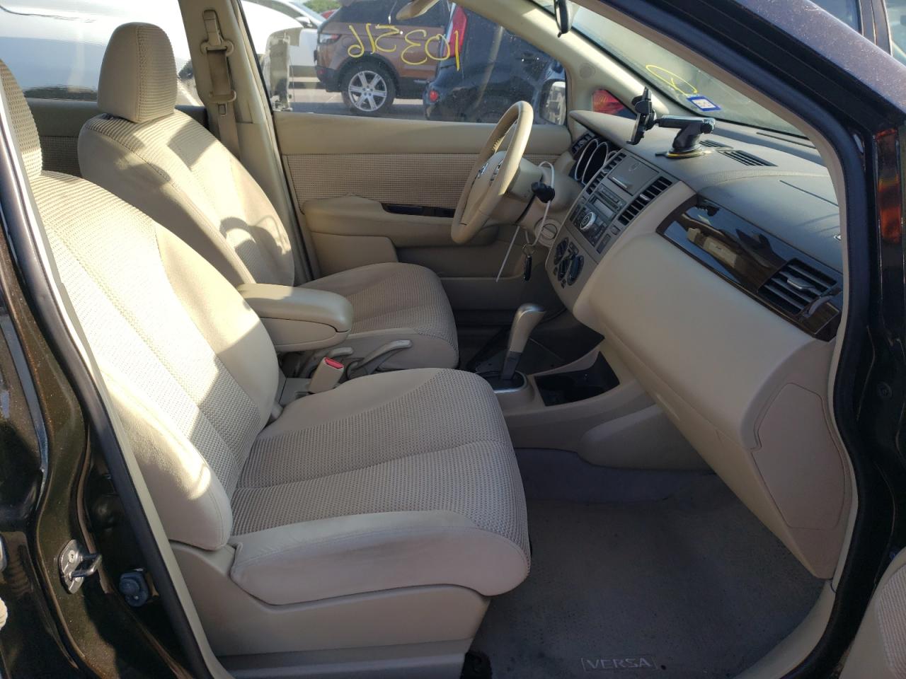 Фото 5 с аукциона – 2011 NISSAN VERSA S с VIN 3N1BC1CP3BL361097