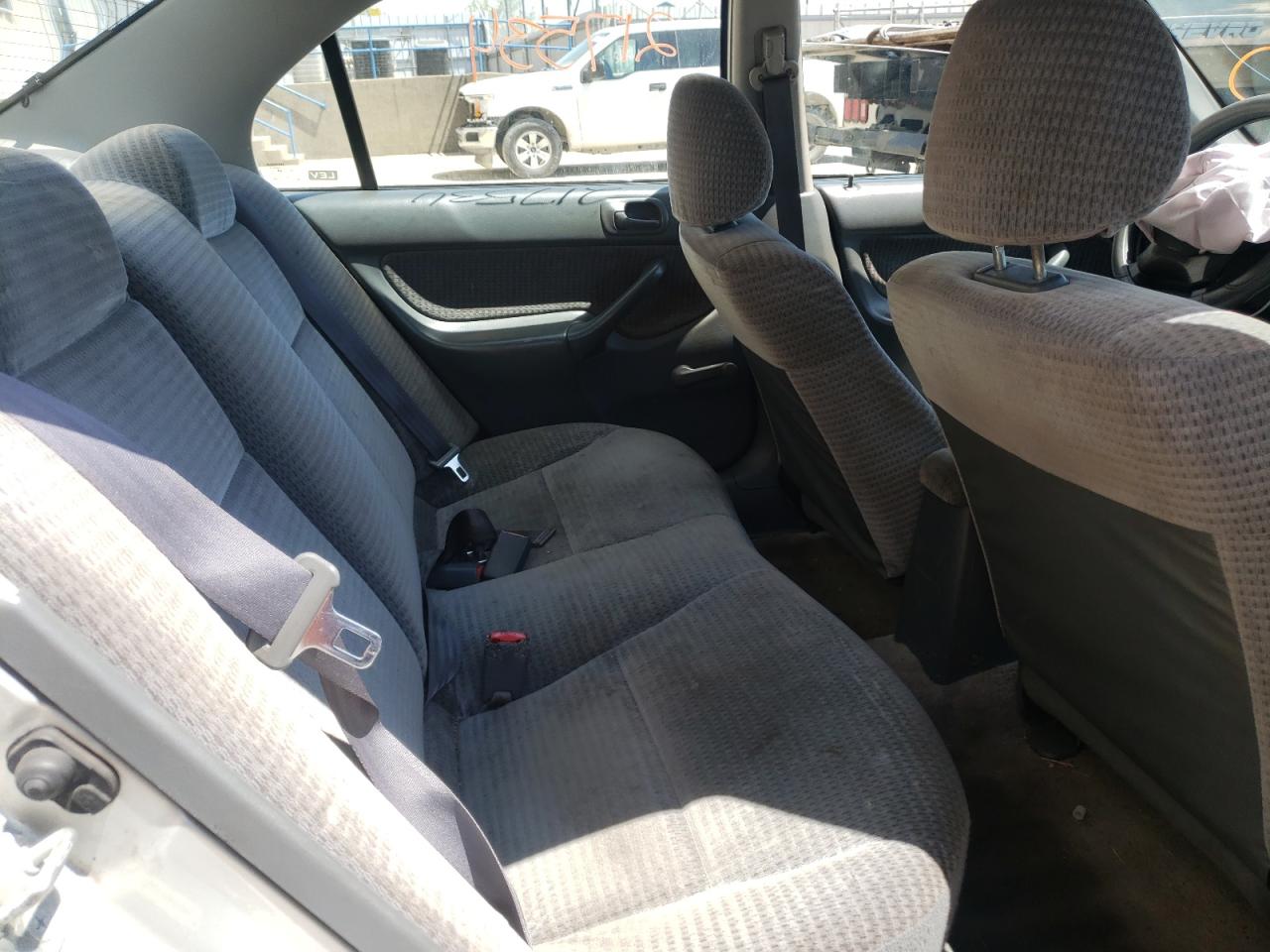 Photo 6 from auction – 2000 HONDA CIVIC BASE with VIN 2HGEJ6610YH578386