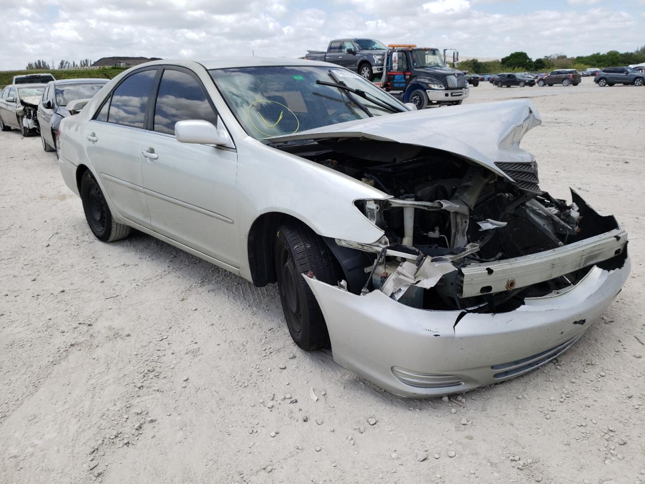 TOYOTA CAMRY LE 2003 with VIN JTDBE32K530162897 - Photo from auction