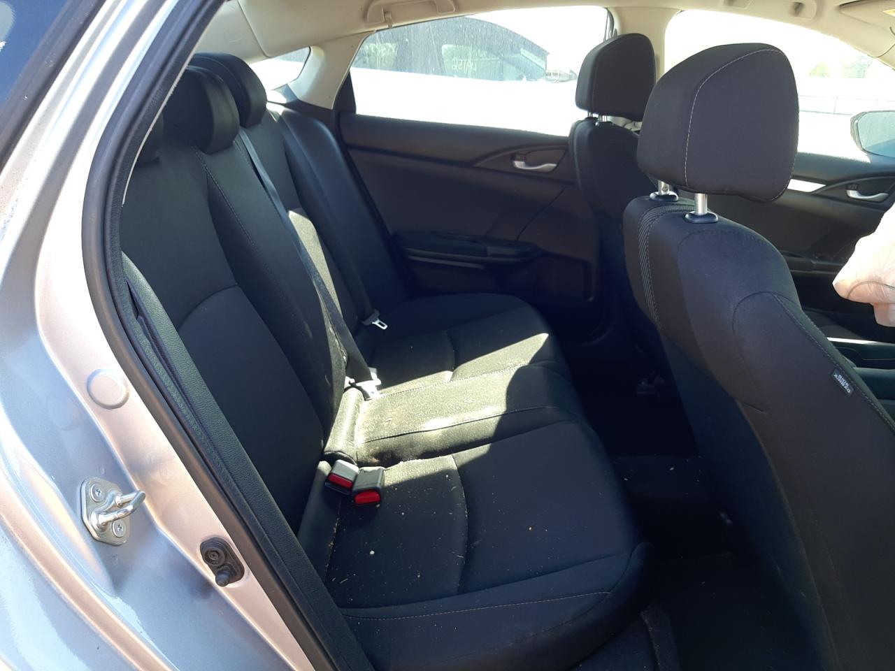 Photo 6 from auction – 2016 HONDA CIVIC LX with VIN 19XFC2F51GE019254