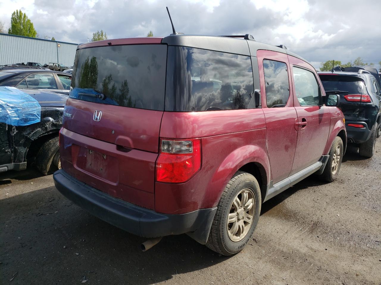 Photo 4 from auction – 2006 HONDA ELEMENT EX with VIN 5J6YH28796L024209