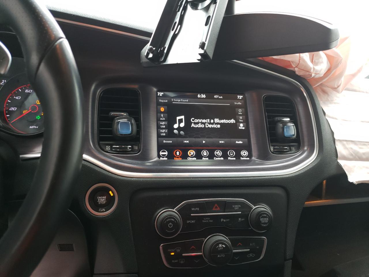 Photo 9 from auction – 2018 DODGE CHARGER GT with VIN 2C3CDXJG6JH213512
