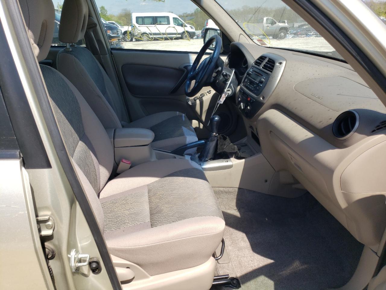 Photo 5 from auction – 2003 TOYOTA RAV4 with VIN JTEGH20V530118334