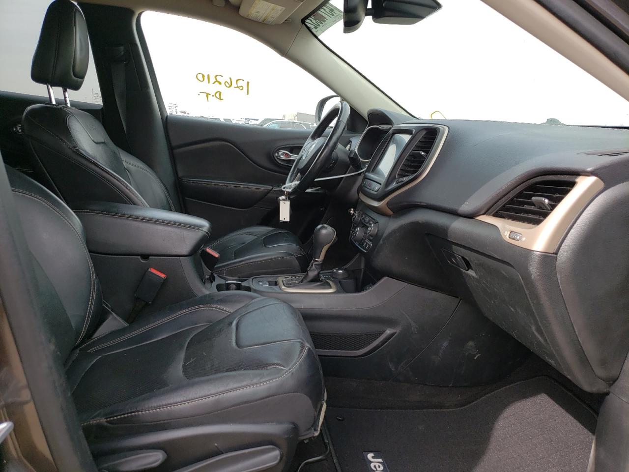 Photo 5 from auction – 2015 JEEP CHEROKEE L with VIN 1C4PJMDS0FW652895