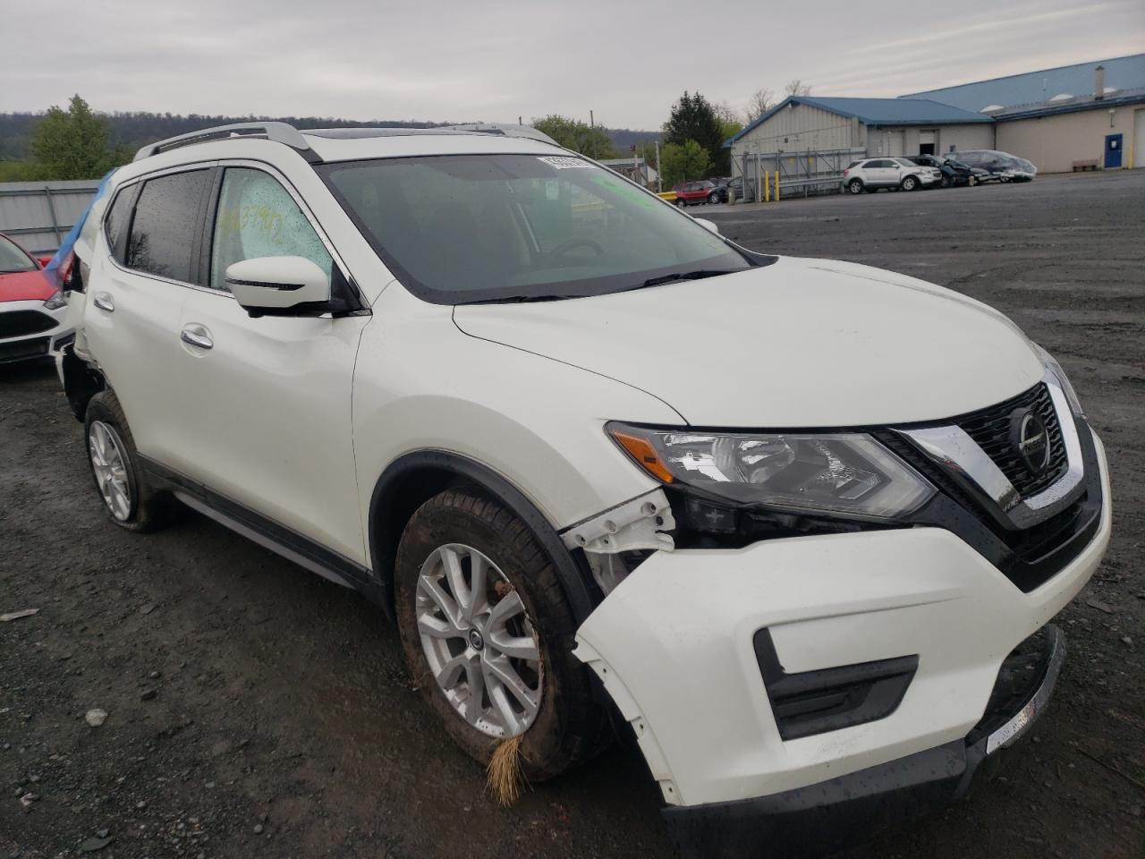Photo 1 from auction – 2018 NISSAN ROGUE S with VIN 5N1AT2MV2JC818399