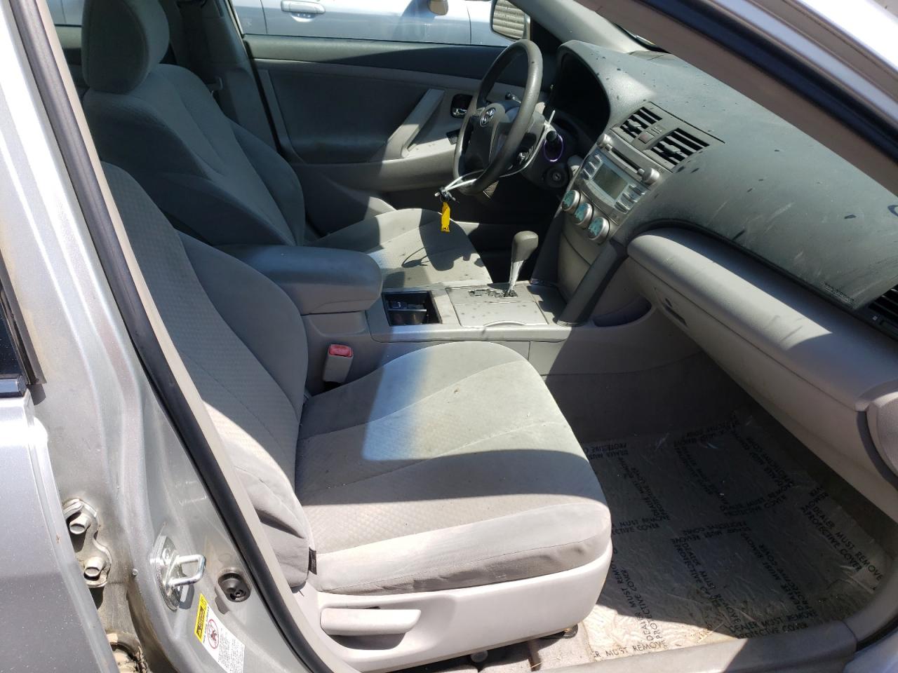 Photo 5 from auction – 2007 TOYOTA CAMRY CE with VIN 4T1BE46K77U099733