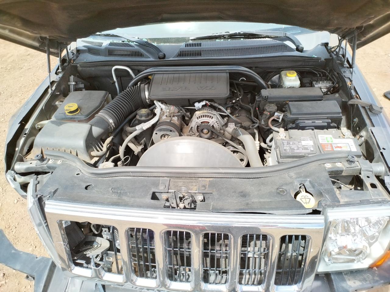 Photo 7 from auction – 2007 JEEP COMMANDER with VIN 1J8HH48KX7C612944
