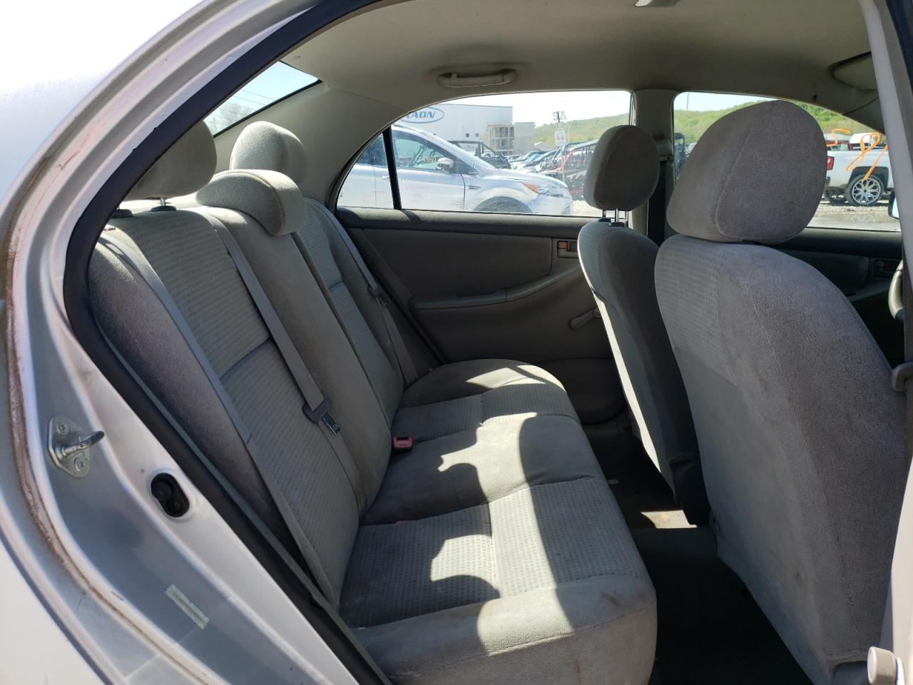 Photo 6 from auction – 2005 TOYOTA COROLLA CE with VIN 1NXBR32E45Z488213