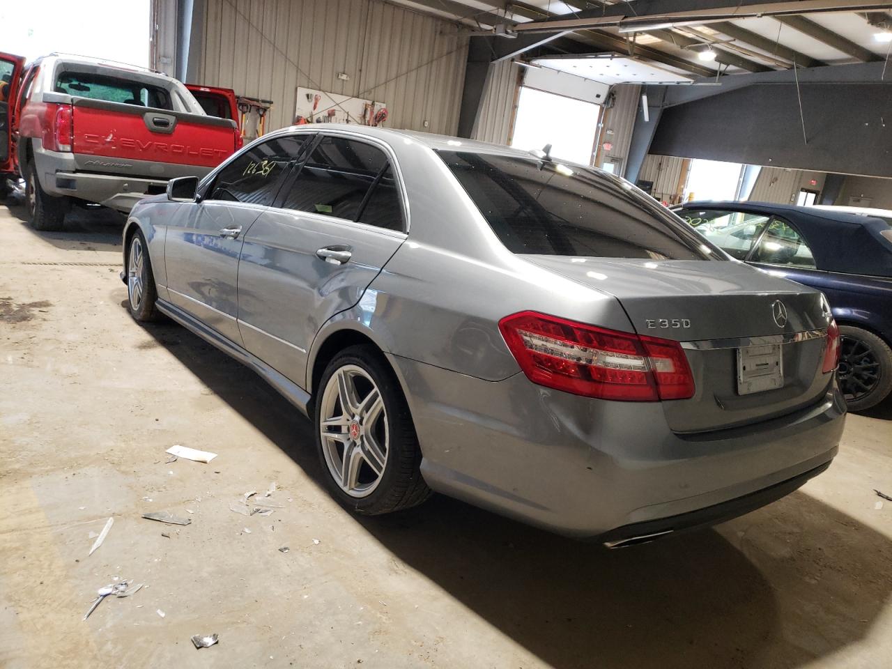 Photo 3 from auction – 2011 MERCEDES-BENZ E 350 4MAT with VIN WDDHF8HB2BA363179
