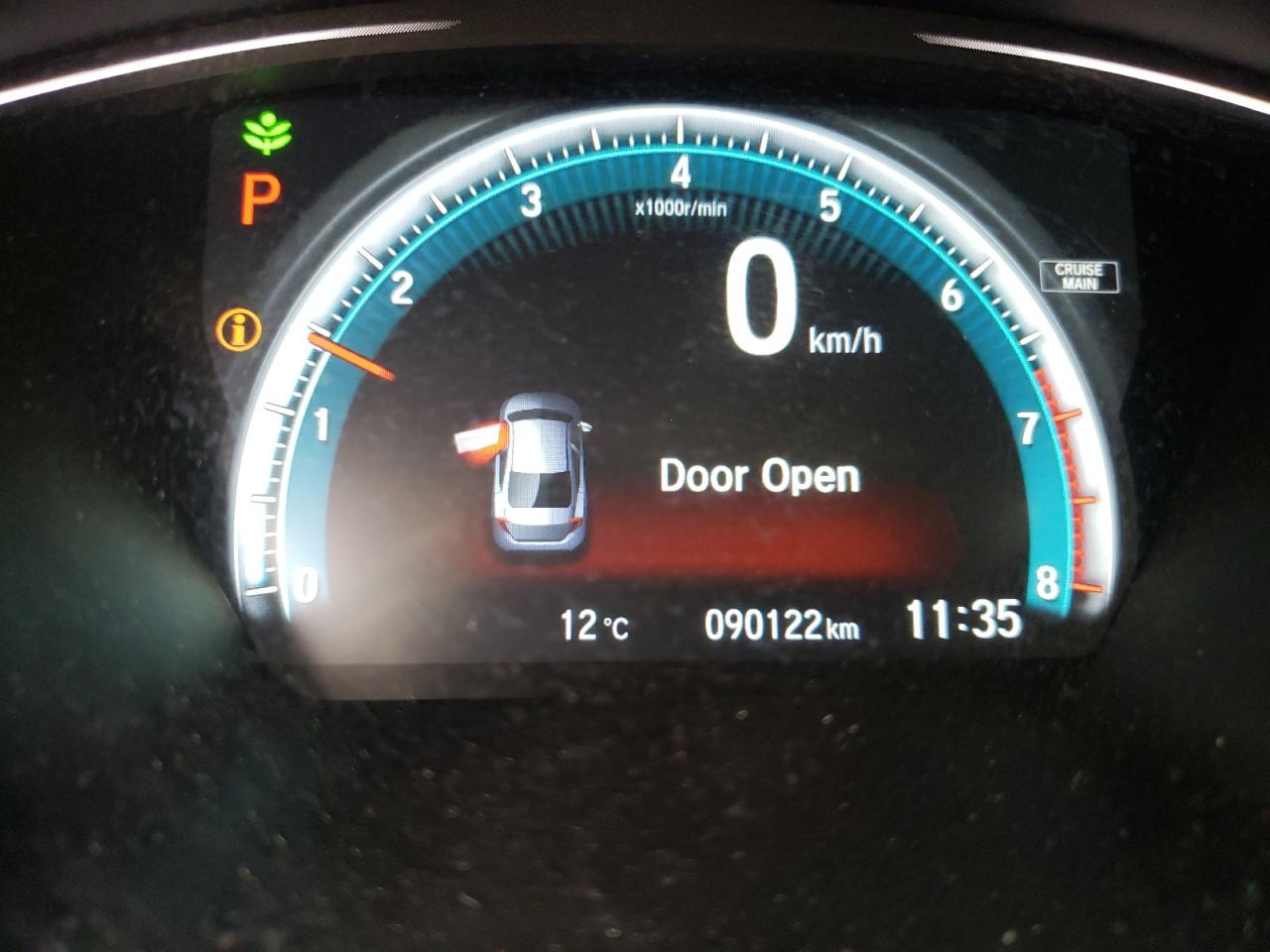 Photo 8 from auction – 2018 HONDA CIVIC LX with VIN 2HGFC2F59JH011366