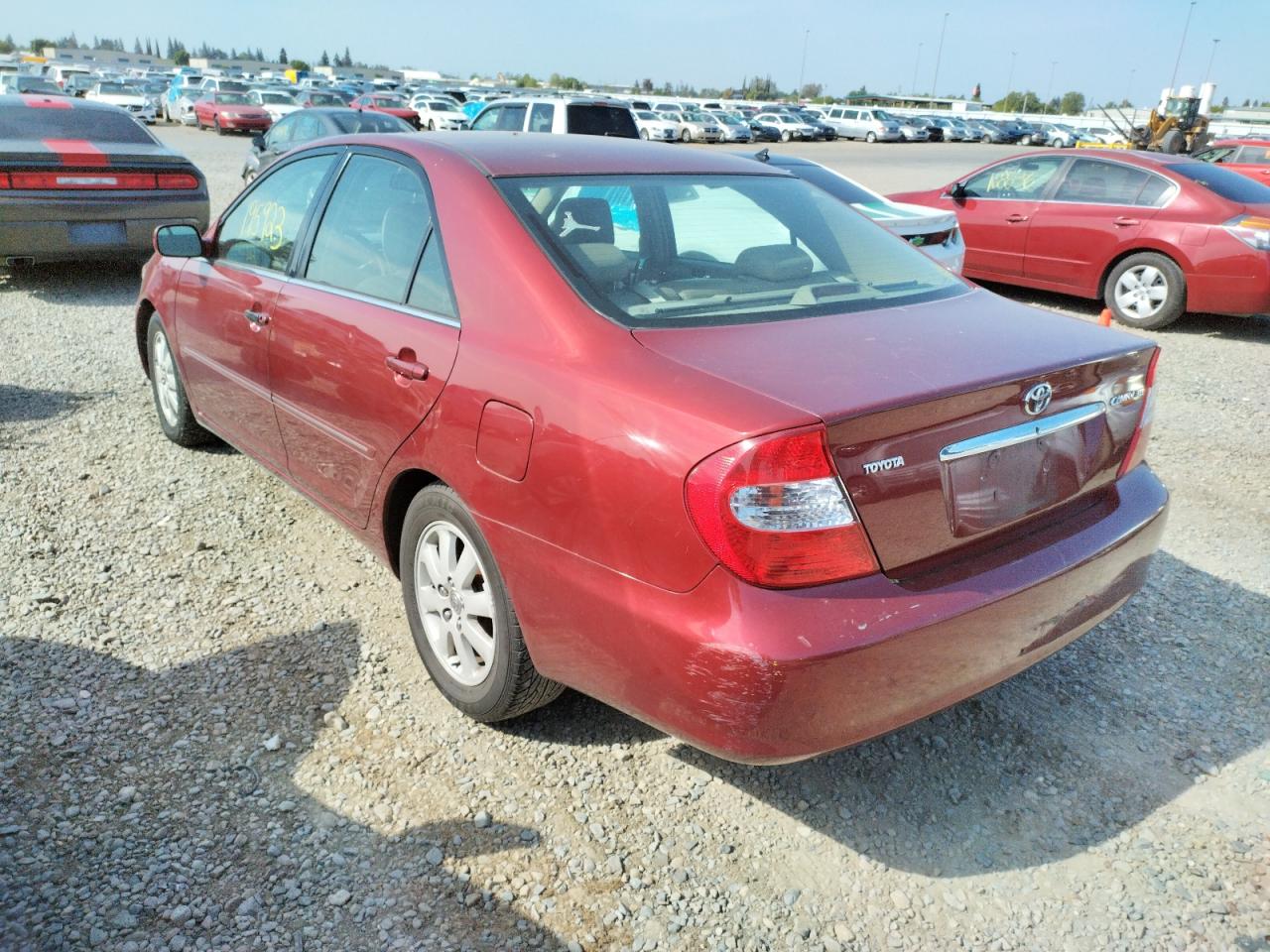Photo 3 from auction – 2002 TOYOTA CAMRY LE with VIN 4T1BE30K02U070196