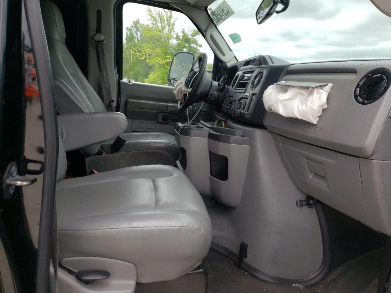 Photo 5 from auction – 2013 FORD ECONOLINE with VIN 1FTNE1EW7DDA57479