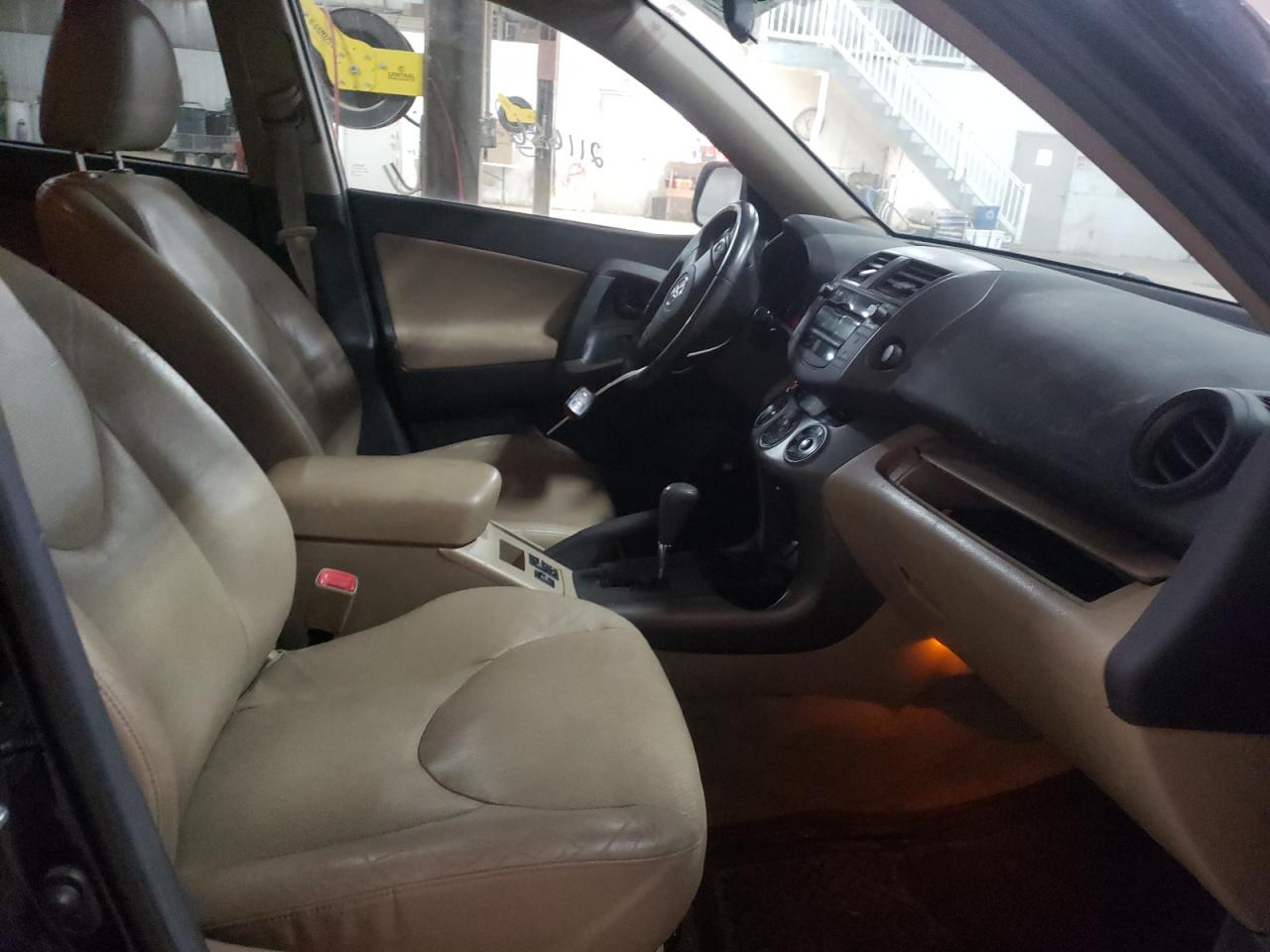 Photo 5 from auction – 2009 TOYOTA RAV4 LIMIT with VIN 2T3BF31V79W002887