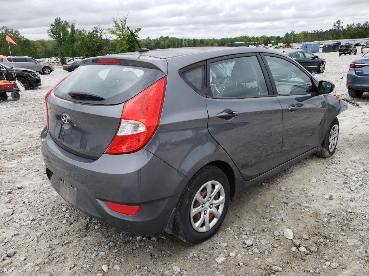 Photo 14 from auction – 2013 HYUNDAI ACCENT GLS with VIN KMHCT5AE5DU081647