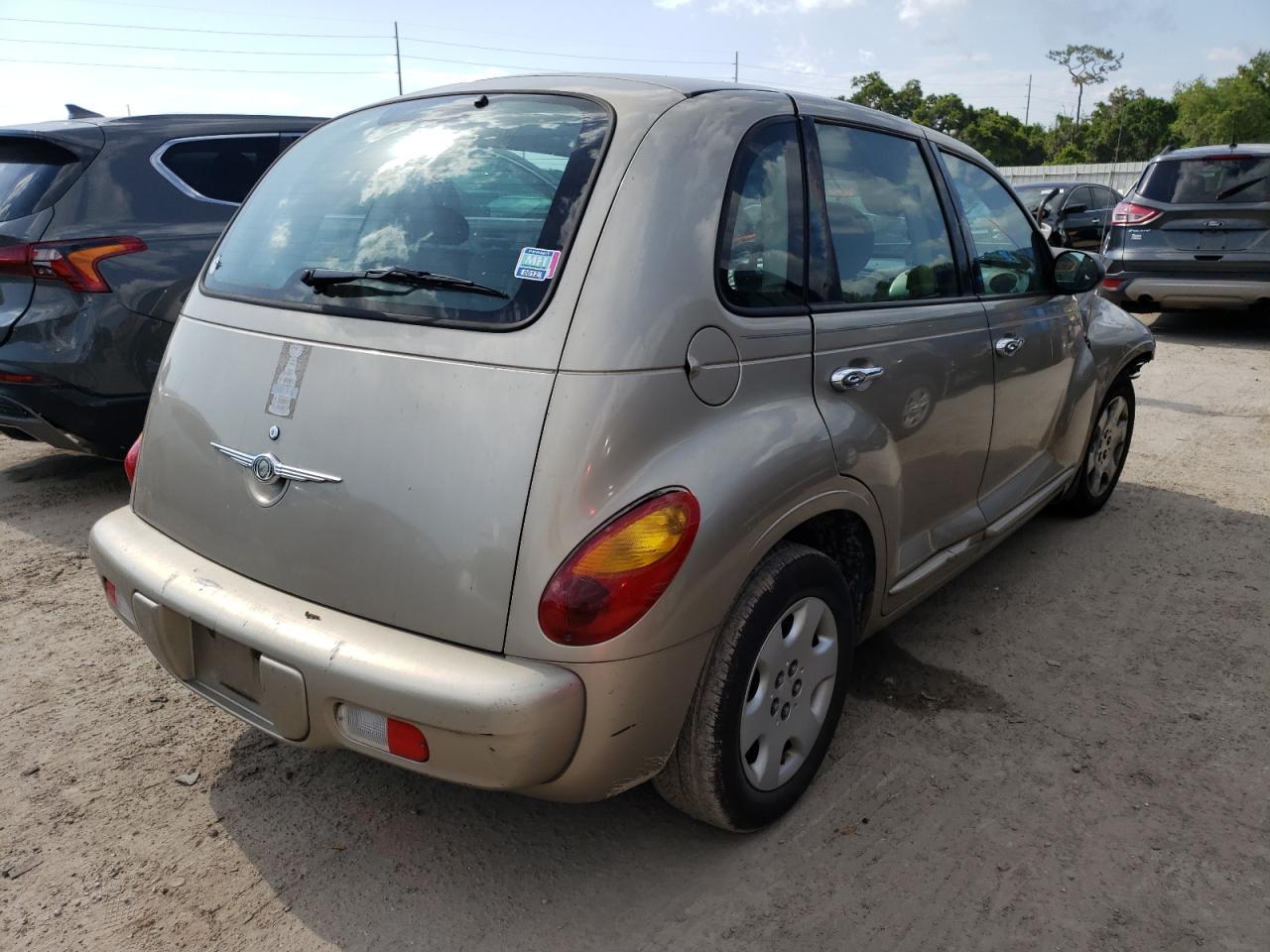 Photo 4 from auction – 2004 CHRYSLER PT CRUISER with VIN 3C4FY48B04T358269