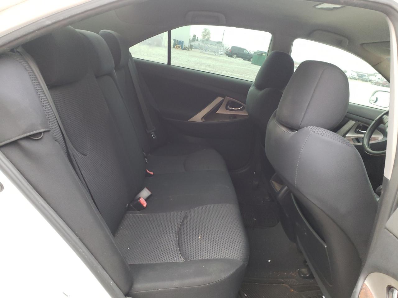 Photo 6 from auction – 2010 TOYOTA CAMRY BASE with VIN 4T1BF3EK5AU556510
