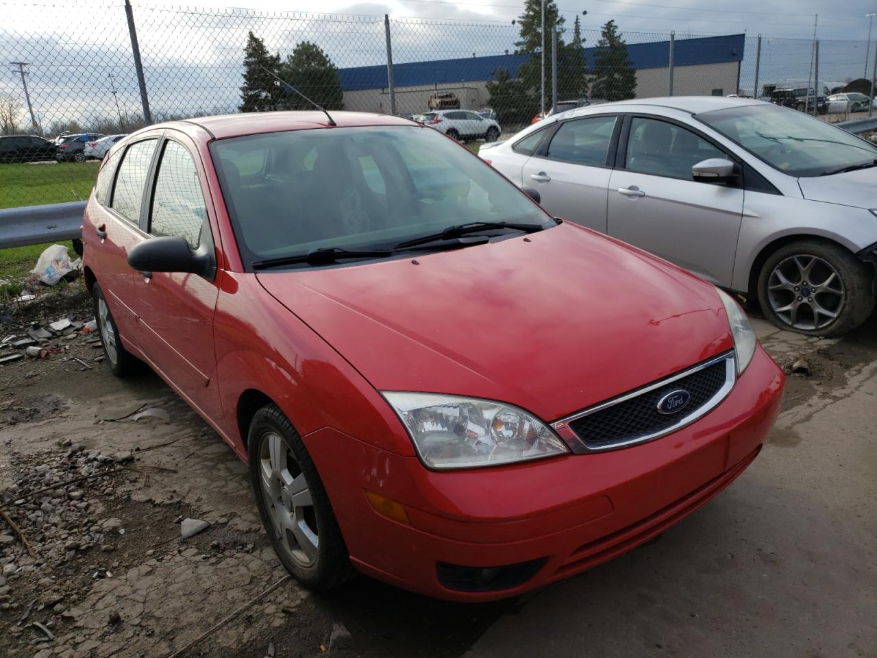 FORD FOCUS ZX5 2007 with VIN 1FAHP37N87W332329 - Photo from auction