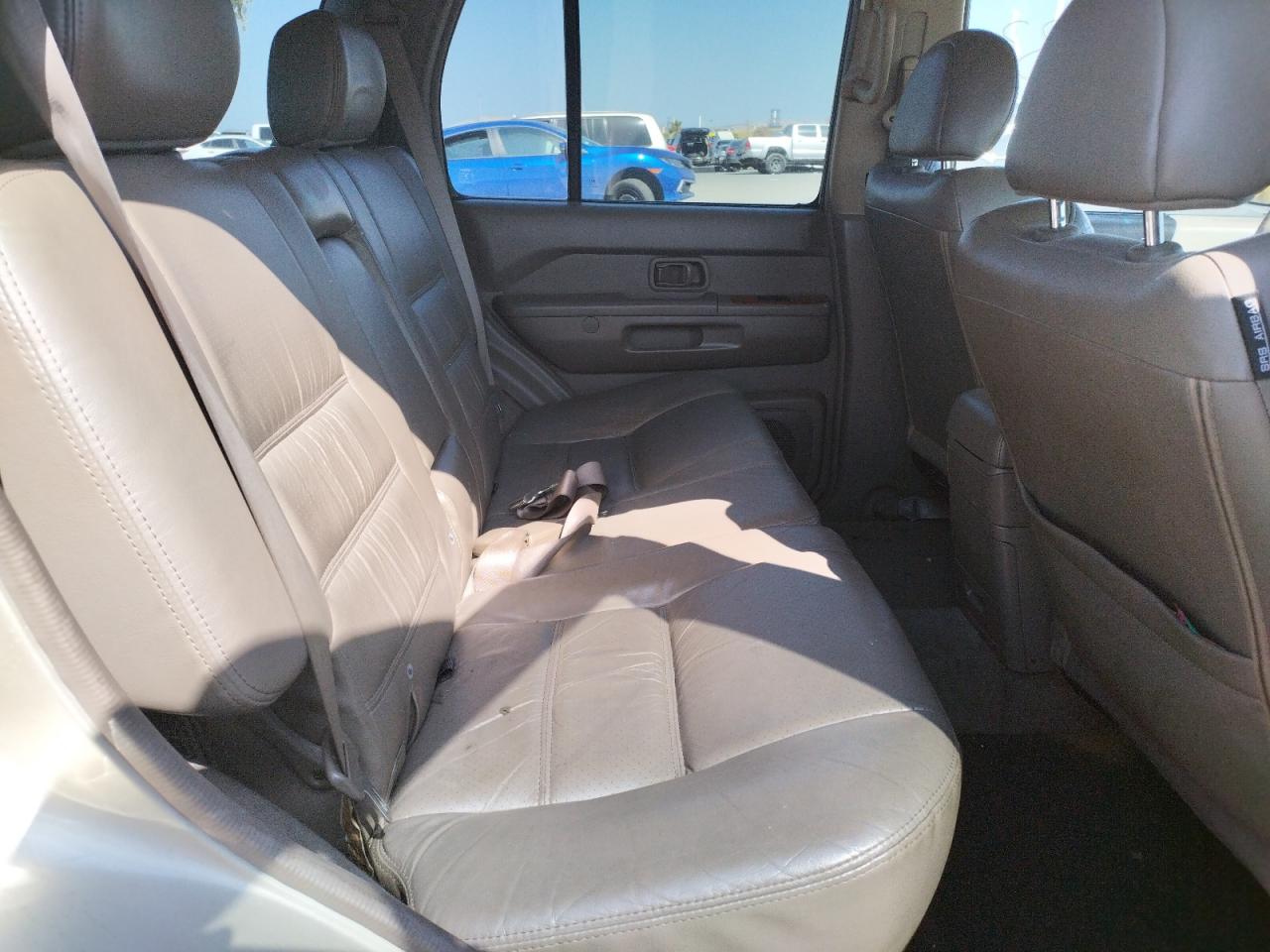 Photo 6 from auction – 2003 NISSAN PATHFINDER with VIN JN8DR09YX3W819961