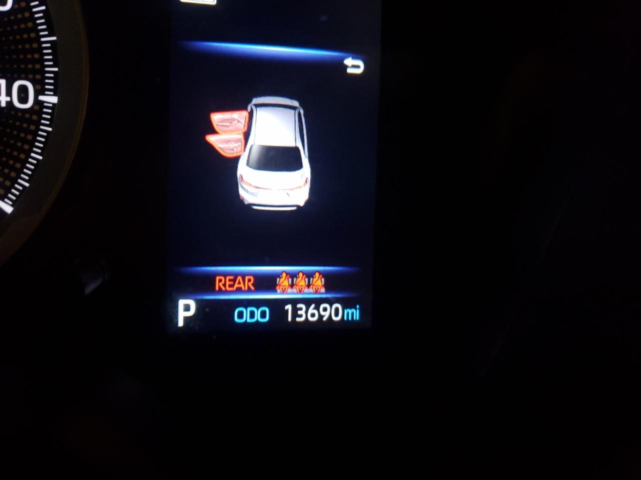 Photo 8 from auction – 2022 TOYOTA COROLLA LE with VIN 5YFEPMAE8NP278144