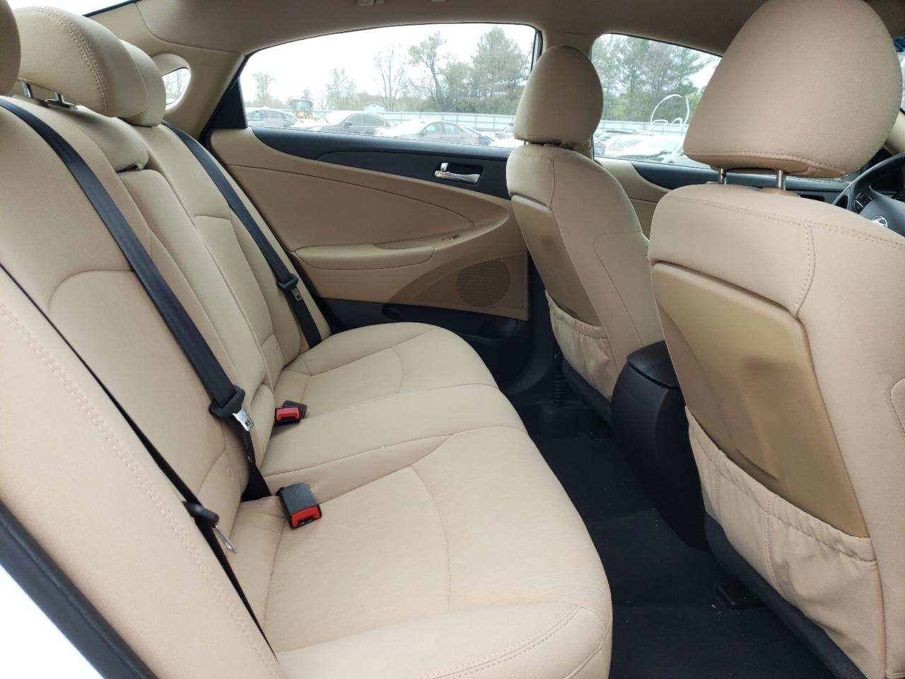 Photo 6 from auction – 2011 HYUNDAI SONATA GLS with VIN 5NPEB4AC4BH245857