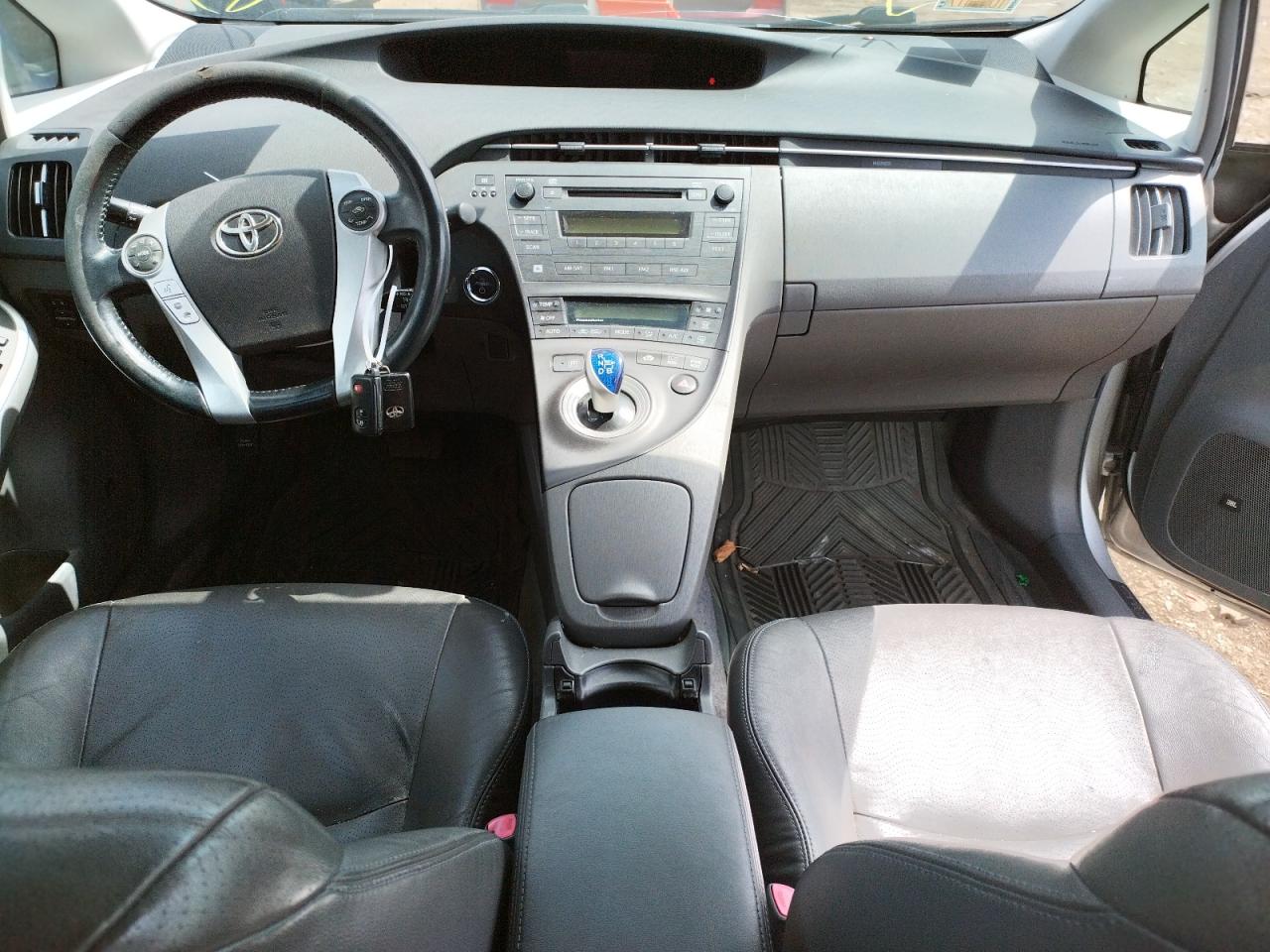 Photo 9 from auction – 2010 TOYOTA PRIUS with VIN JTDKN3DU5A0204285