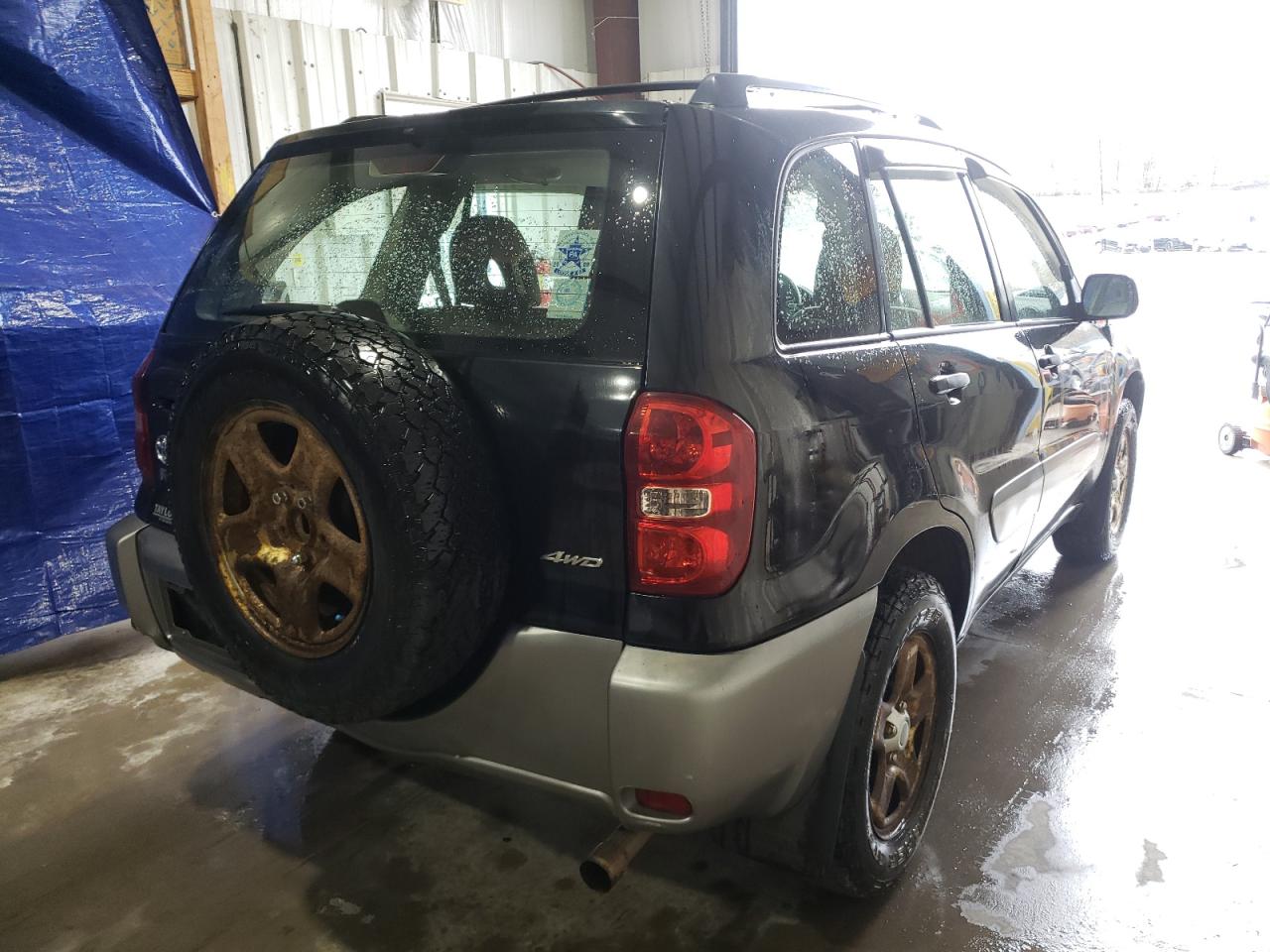 Photo 4 from auction – 2004 TOYOTA RAV4 with VIN JTEHD20V846013737