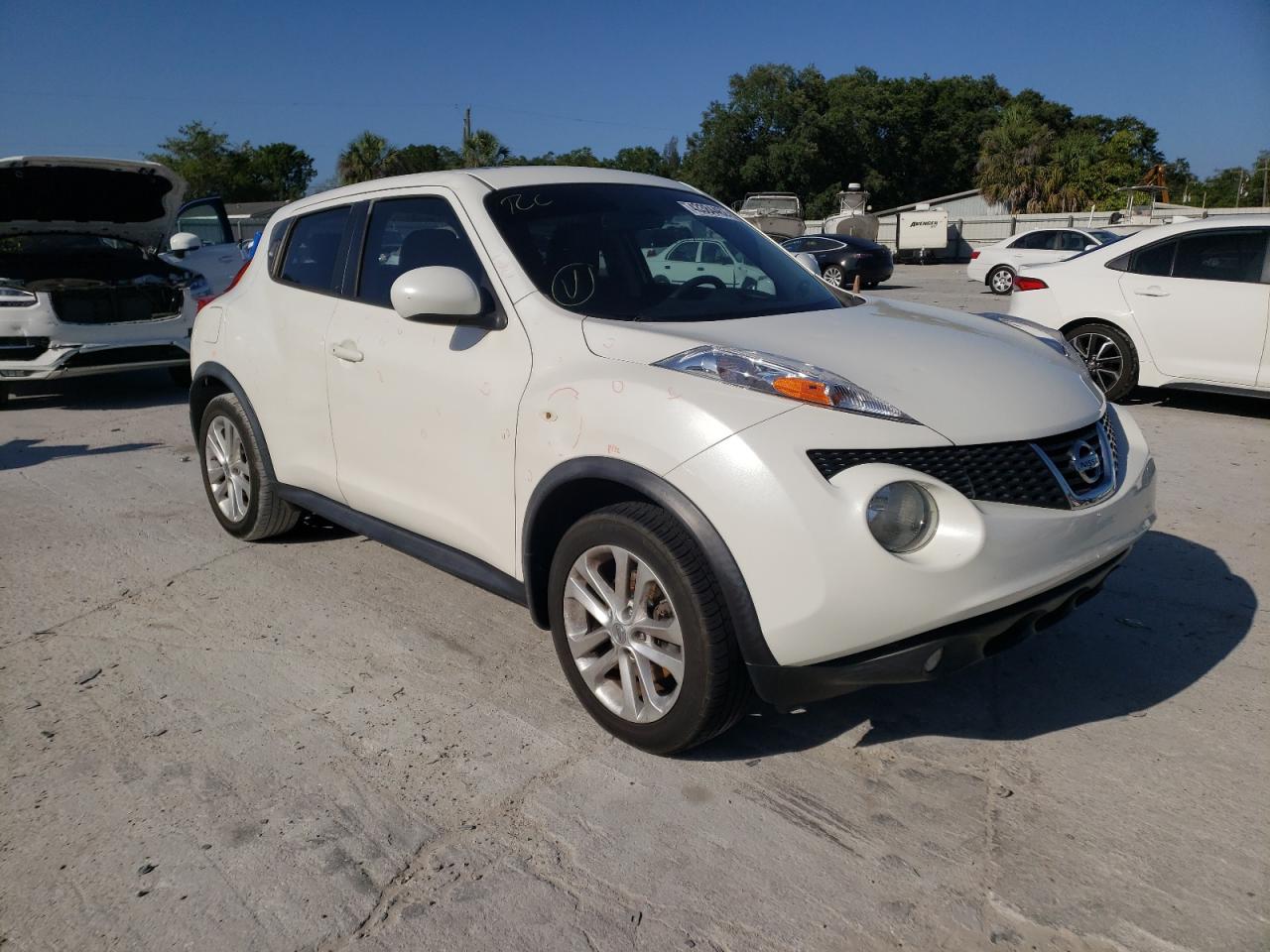 Photo 1 from auction – 2014 NISSAN JUKE S with VIN JN8AF5MRXET359360
