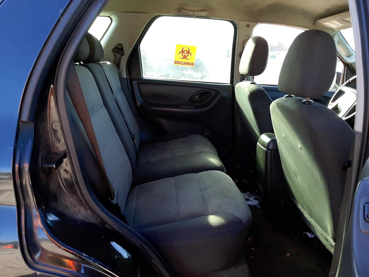Photo 6 from auction – 2007 FORD ESCAPE XLS with VIN 1FMYU02Z87KA52683