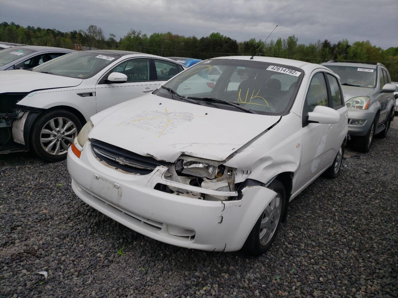 Photo 2 from auction – 2005 CHEVROLET AVEO BASE with VIN KL1TD62665B392751