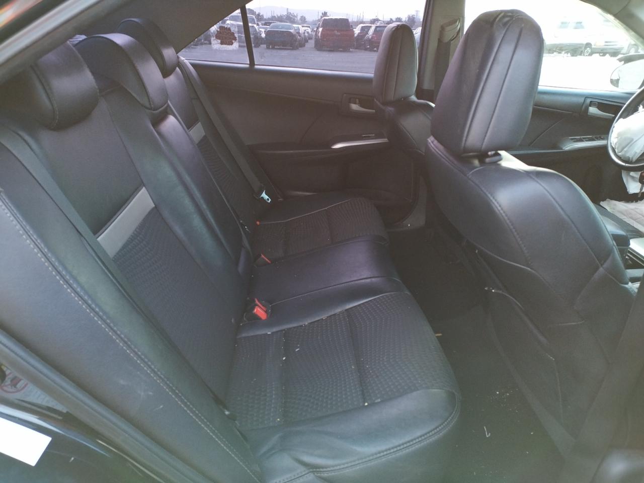 Photo 6 from auction – 2014 TOYOTA CAMRY L with VIN 4T1BF1FK4EU330449