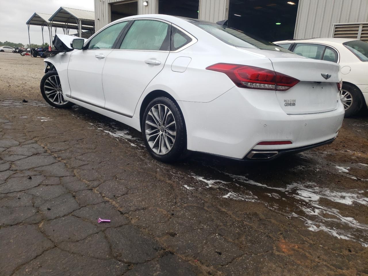 Photo 3 from auction – 2016 HYUNDAI GENESIS 3. with VIN KMHGN4JE9GU127054