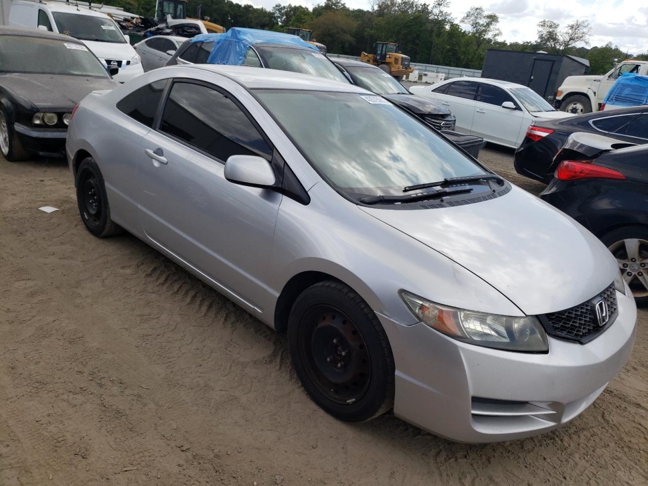 Photo 13 from auction – 2010 HONDA CIVIC LX with VIN 2HGFG1B60AH537334
