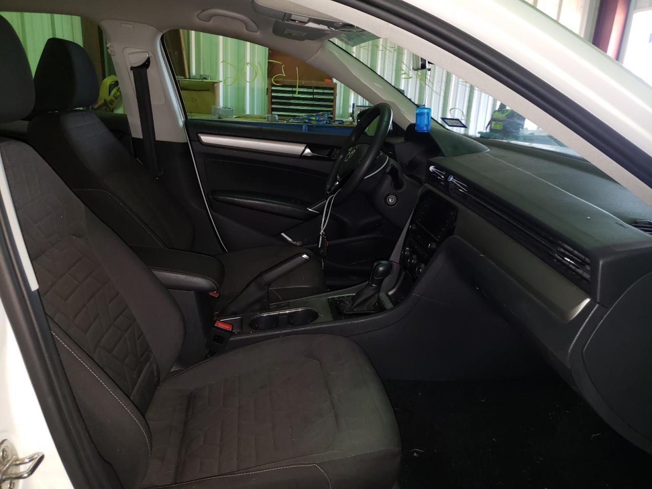 Photo 5 from auction – 2021 VOLKSWAGEN PASSAT S with VIN 1VWAA7A36MC005157