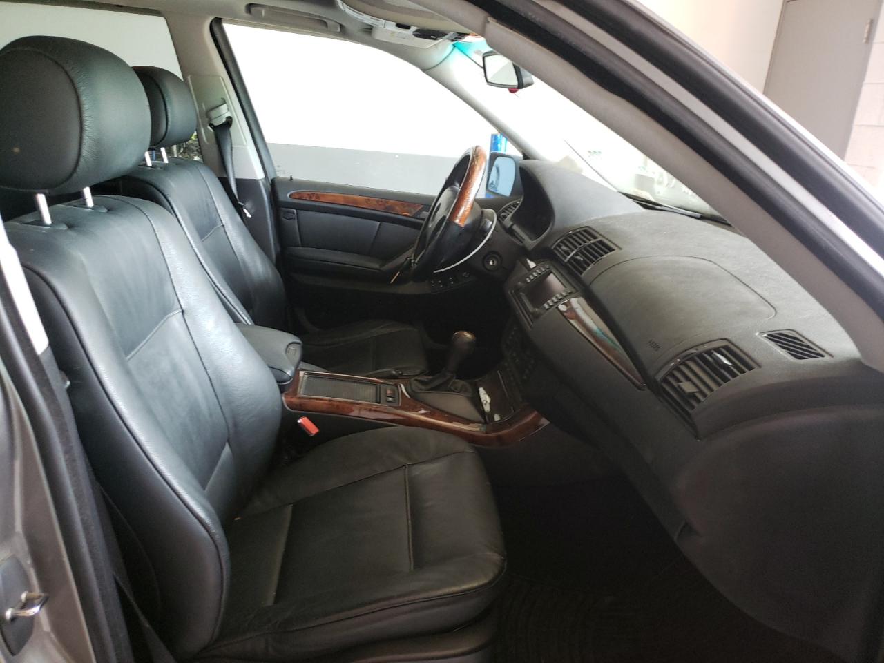 Photo 5 from auction – 2006 BMW X5 3.0I with VIN 5UXFA13546LY37053