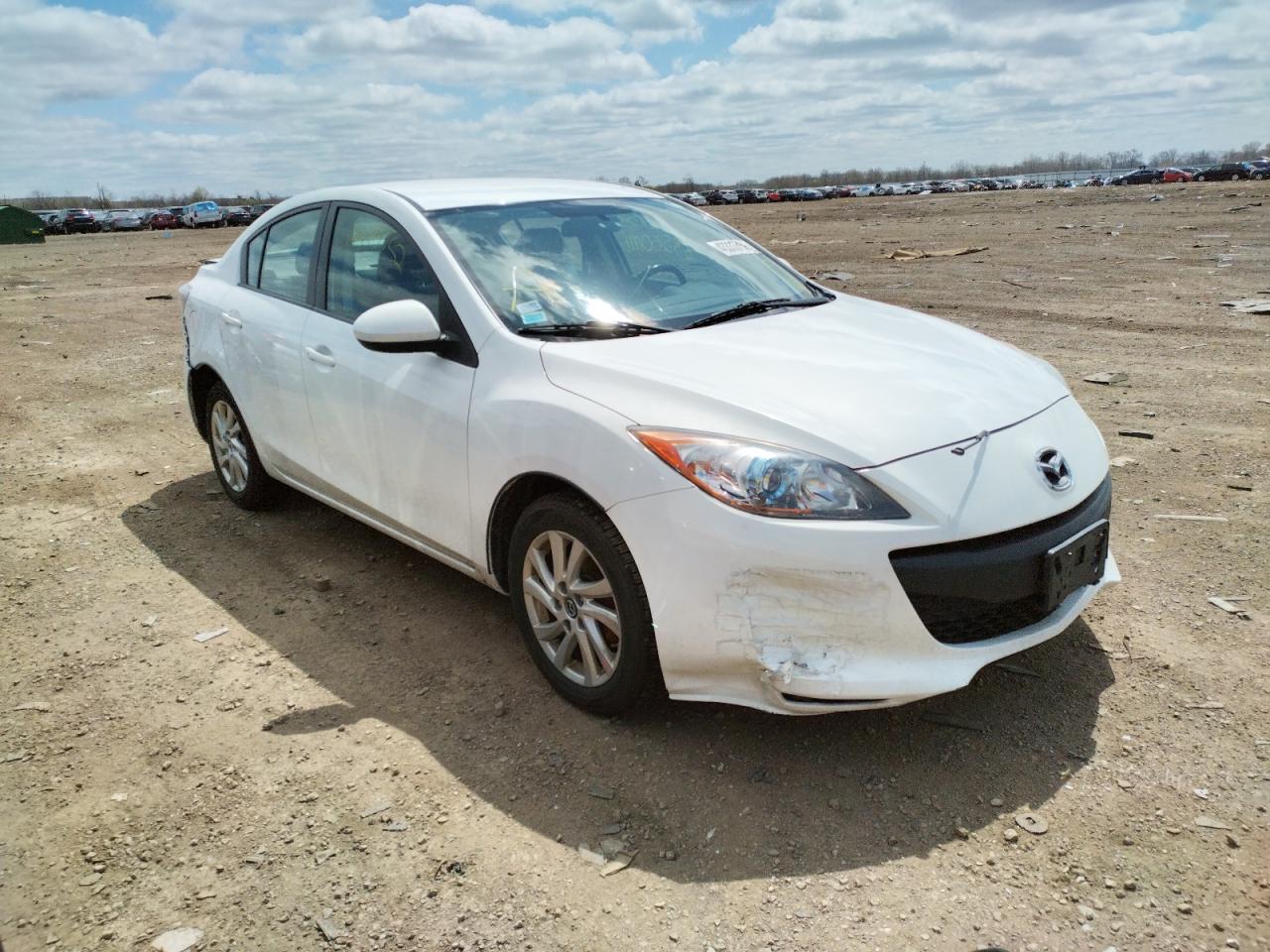 MAZDA 3 I 2013 with VIN JM1BL1V70D1778679 - Photo from auction