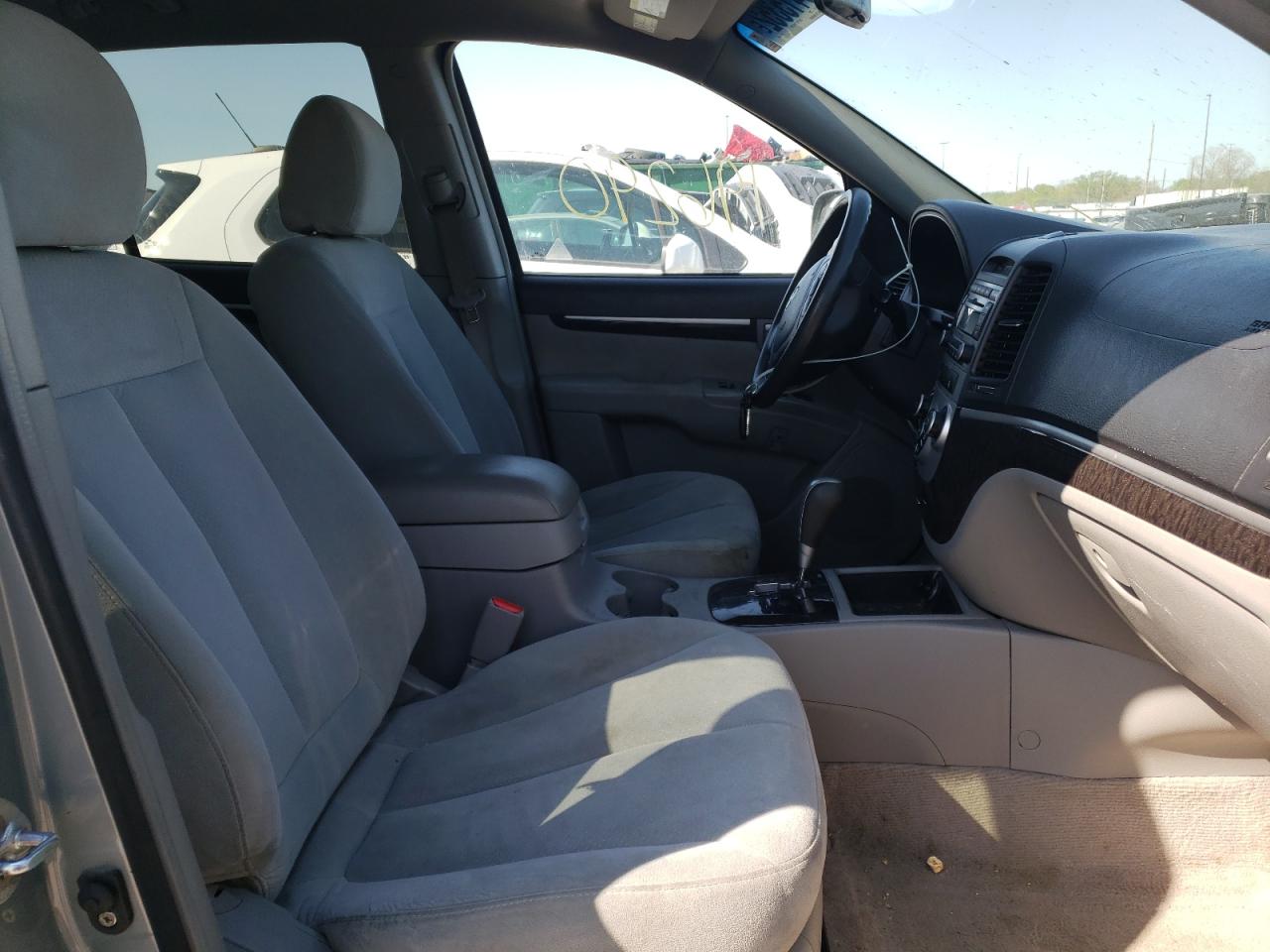 Photo 5 from auction – 2008 HYUNDAI SANTA FE G with VIN 5NMSG13D48H179647