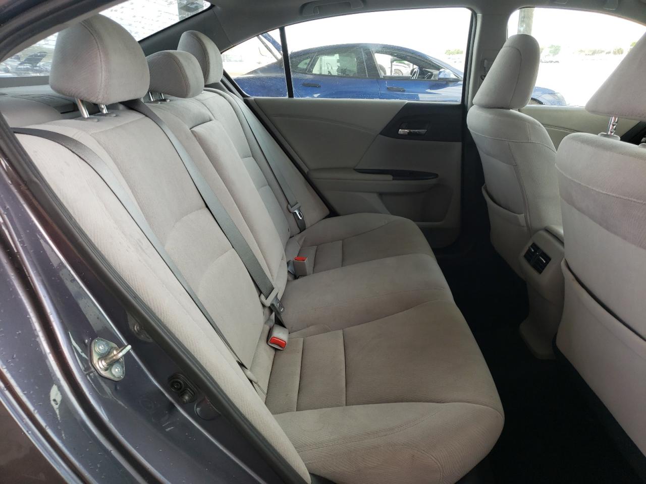 Photo 17 from auction – 2015 HONDA ACCORD EX with VIN 1HGCR2F74FA163967