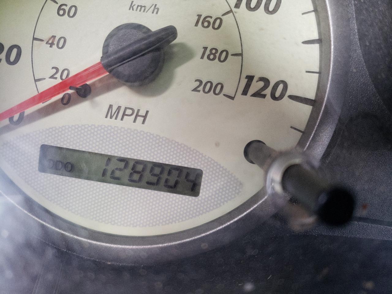 Photo 8 from auction – 2002 TOYOTA RAV4 with VIN JTEGH20V020064696