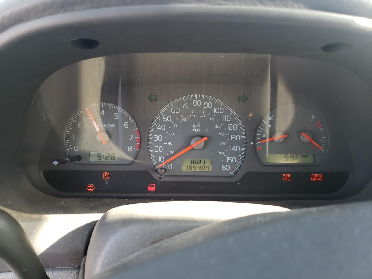 Photo 8 from auction – 2000 VOLVO S40 with VIN YV1VS2557YF550718