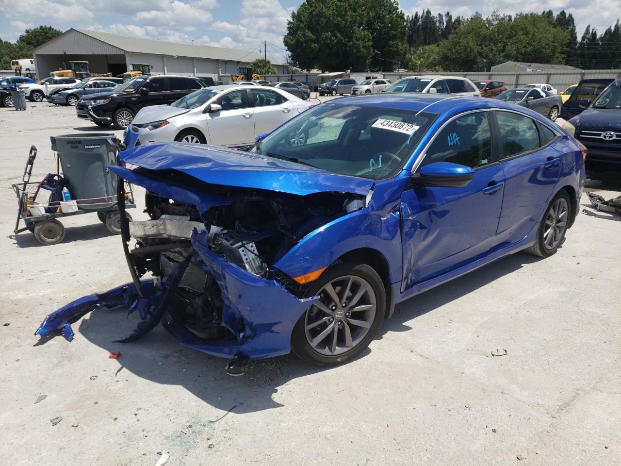 Photo 2 from auction – 2019 HONDA CIVIC EX with VIN 19XFC1F32KE007440
